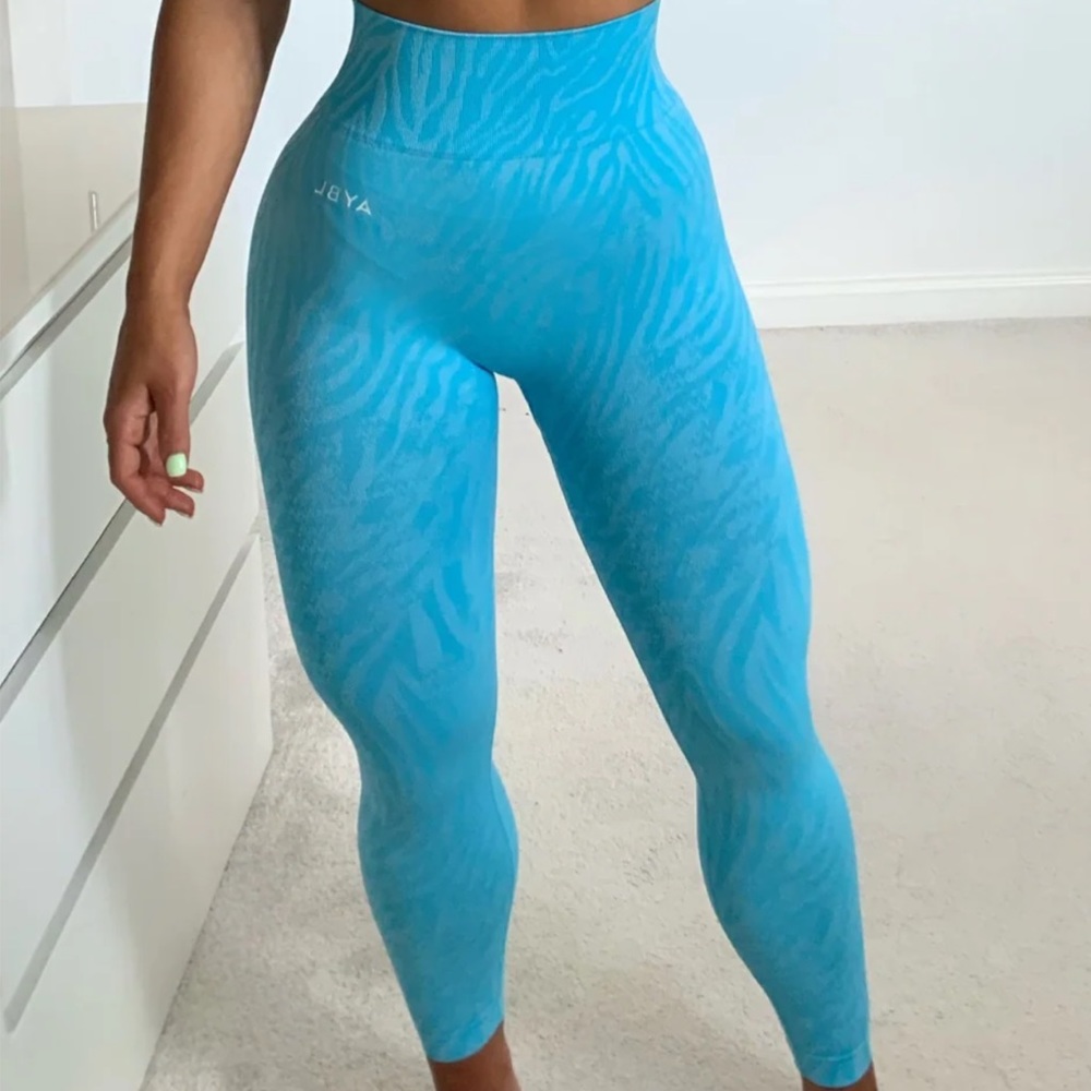 Abyl animal print seamless leggings